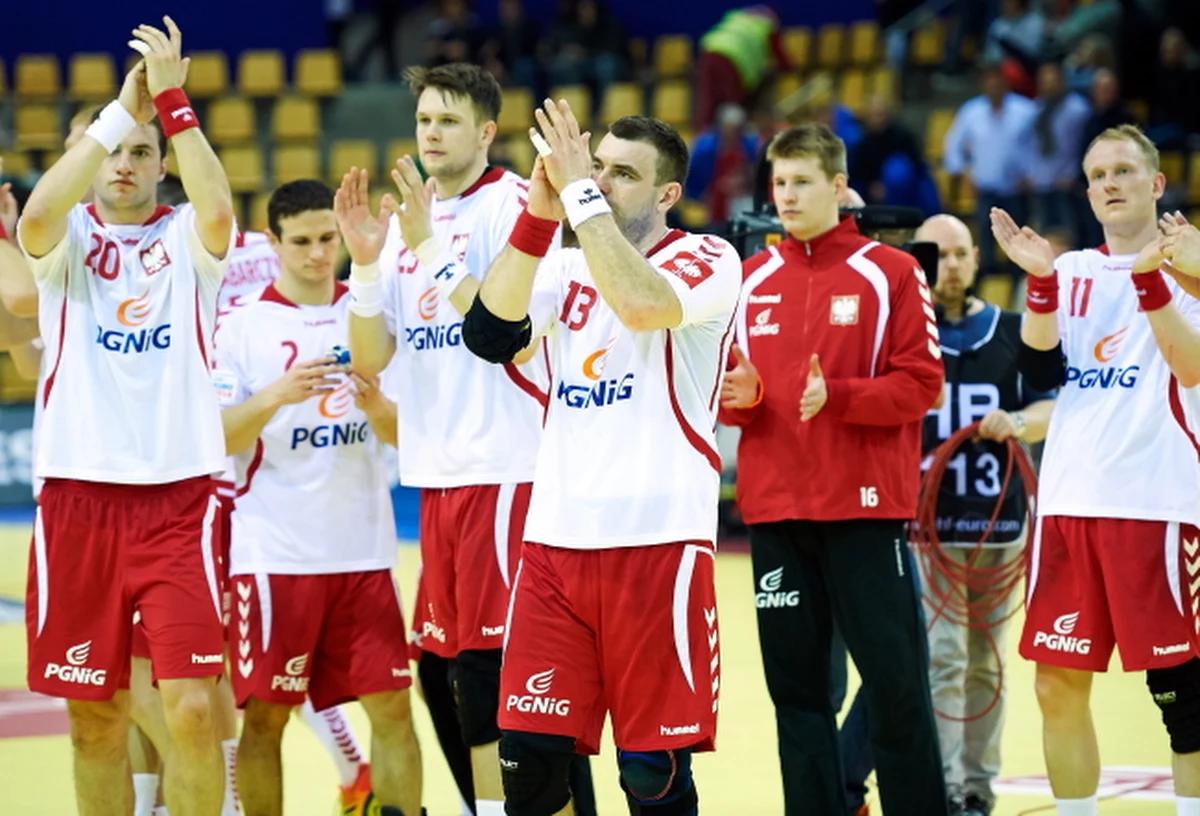Reprezentacja polski w piłce ręcznej przegrała w duńskim Aarhus z Francją 27:28 (14:15). To był drugi mecz biało-czerwonych na mistrzostwach Europy. To druga porażka biało-czerwonych w tym turnieju.