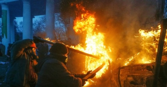 Prezydent Ukrainy Wiktor Janukowycz zaapelował do rodaków, by nie ulegali prowokacjom ludzi, których celem jest doprowadzenie do podziałów w narodzie i wywołanie chaosu w kraju. "Nie idźcie za tymi, którzy chcą chaosu" - powiedział.