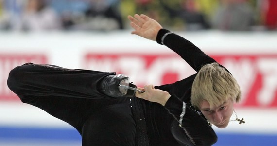 Trzykrotny medalista igrzysk, rosyjski łyżwiarz figurowy Jewgienij Pluszczenko wystąpił przed specjalną komisją złożoną z działaczy krajowej federacji i trenerów udowadniając, że to właśnie jemu należy się miejsce w olimpijskiej ekipie na Soczi. Występ 31-letniego sportowca w igrzyskach stanął pod znakiem zapytania, po tym jak w mistrzostwach kraju był drugi, za 18-letnim Kowtunem. 