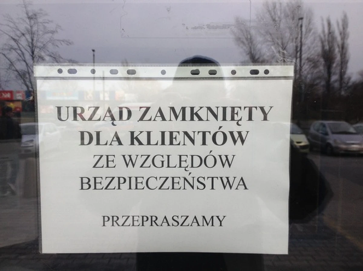 27-letni Marcin L. podejrzany o wywołanie fałszywych alarmów bombowych w 22 instytucjach w kraju, był w chwili popełnienia czynu całkowicie niepoczytalny - wynika z opinii psychiatrów. Prokuratura będzie wnioskować do sądu o umieszczenie go w zakładzie psychiatrycznym.
