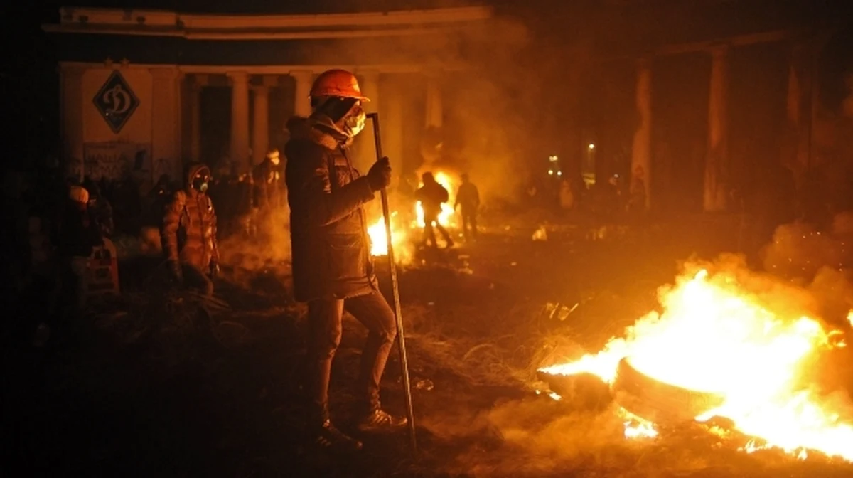 "Szanse powstrzymania rozlewu krwi na Ukrainie są wysokie" - oświadczył jeden z liderów opozycji Arsenij Jaceniuk po rozmowach z prezydentem Wiktorem Janukowyczem. Spotkanie w administracji prezydenckiej, w którym uczestniczyli także Witalij Kliczko i Ołeh Tiahnybok, trwało ok. 5 godzin.