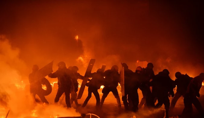 W Kijowie w nocy trwały starcia; demonstranci obawiają się snajperów