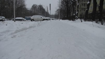Mieszkańcy Pruszkowa toną w śniegu