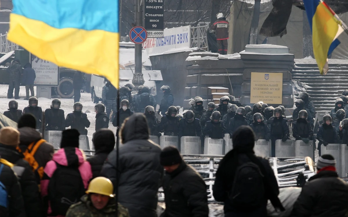 Ukraiński parlament uchwalił w środę bardzo późnym wieczorem ustawę o amnestii przygotowaną przez prezydencką Partię Regionów. Opozycja oświadczyła, że nie uzna tego aktu, gdyż został przyjęty niezgodnie z procedurami.