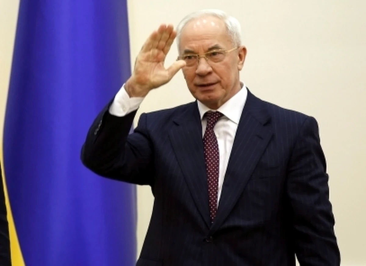 Były premier Ukrainy Mykoła Azarow wyjechał do Austrii, gdzie mieszkają członkowie jego najbliższej rodziny - poinformowały ukraińskie media powołując się na gazety austriackie. Na swym oficjalnym profilu na Facebooku były szef rządu napisał, że potrzebuje kilku dni odpoczynku. 