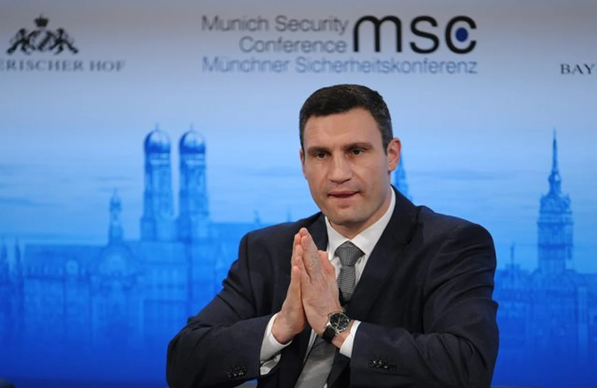 Jeden z liderów ukraińskiej opozycji Witalij Kliczko zażądał od Zachodu nałożenia sankcji na rząd w Kijowi. "Trzeba wprowadzić sankcje przeciwko tym, którzy łamią prawa człowieka na Ukrainie" - powiedział Kliczko w programie niemieckiej telewizji ARD "Tagesthemen".   