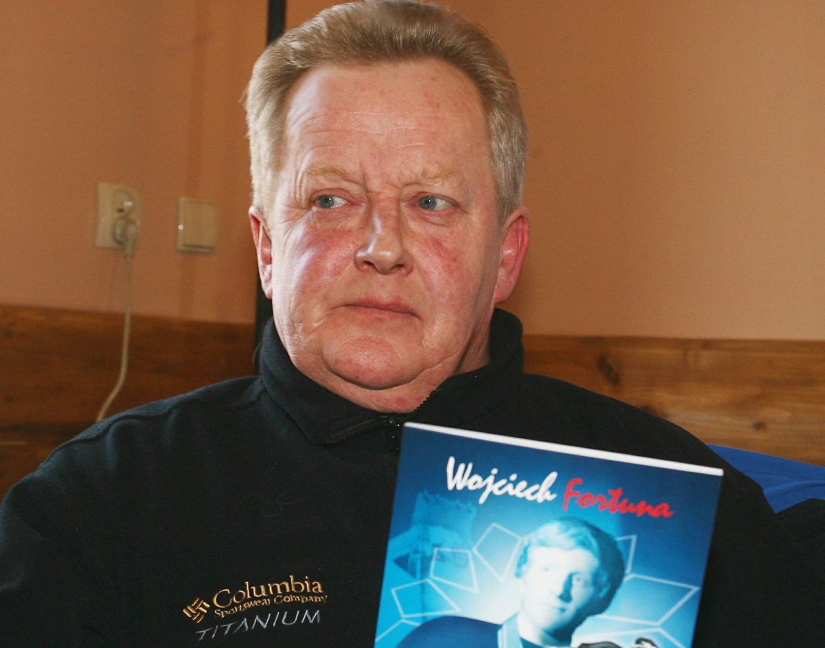 "Wczoraj i dziś w  Willingen Kamil Stoch tylko potwierdził, że jest w świetnej, olimpijskiej dyspozycji" - uważa mistrz olimpijski z Sapporo Wojciech Fortuna. "Brama do medali na igrzyskach jest dla niego szeroko otwarta" - podkreśla.