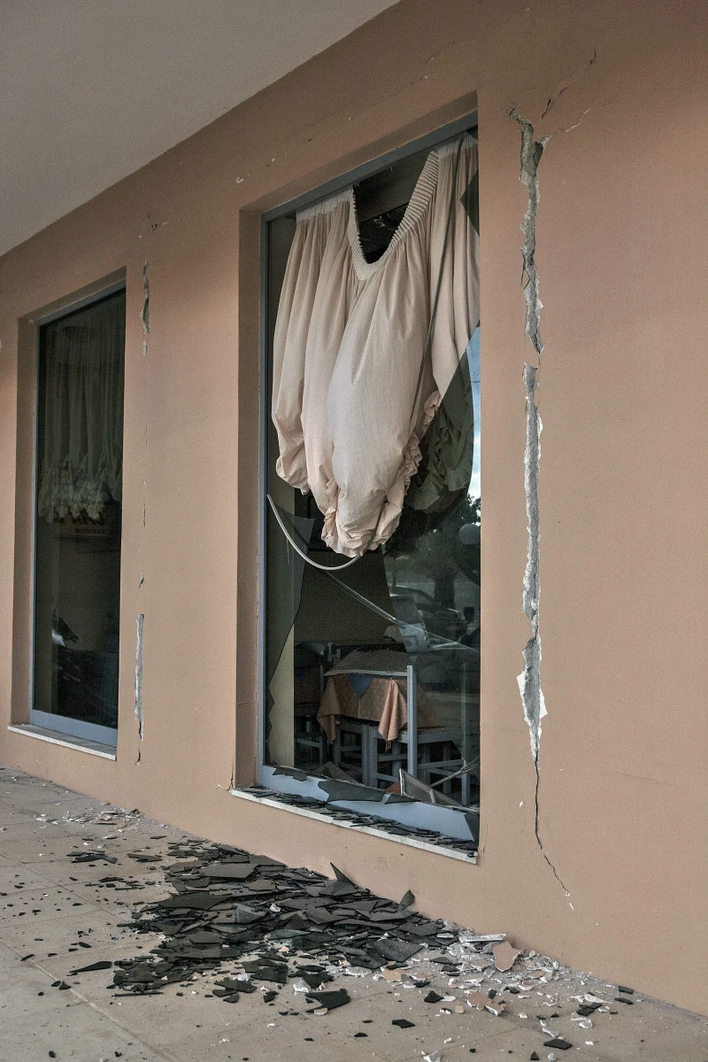 Kilkanaście osób zostało rannych w trzęsieniu ziemi na greckiej wyspie Kefalinia na Morzu Jońskim. Wstrząsy miały siłę 6,1 stopnia w skali Richtera.  