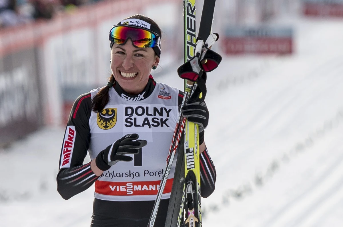 Justyna Kowalczyk odbyła przed południem pierwszy trening na obiektach olimpijskich na Krasnej Polanie. Sprzęt czterokrotnej medalistki igrzysk dotarł do Soczi o godz. 3 nad ranem. Wcześniej polska biegaczka narciarska zwiedzała trasy pieszo.  