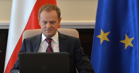 Premier Donald Tusk powiedział, że nie rekomenduje powołania komisji śledczej ws. działań Antoniego Macierewicza, jako wiceszefa MON i szefa SKW. Jak wyjaśnił, jako premier musi chronić państwo od "niepotrzebnych erupcji" informacji nt. polskich służb.