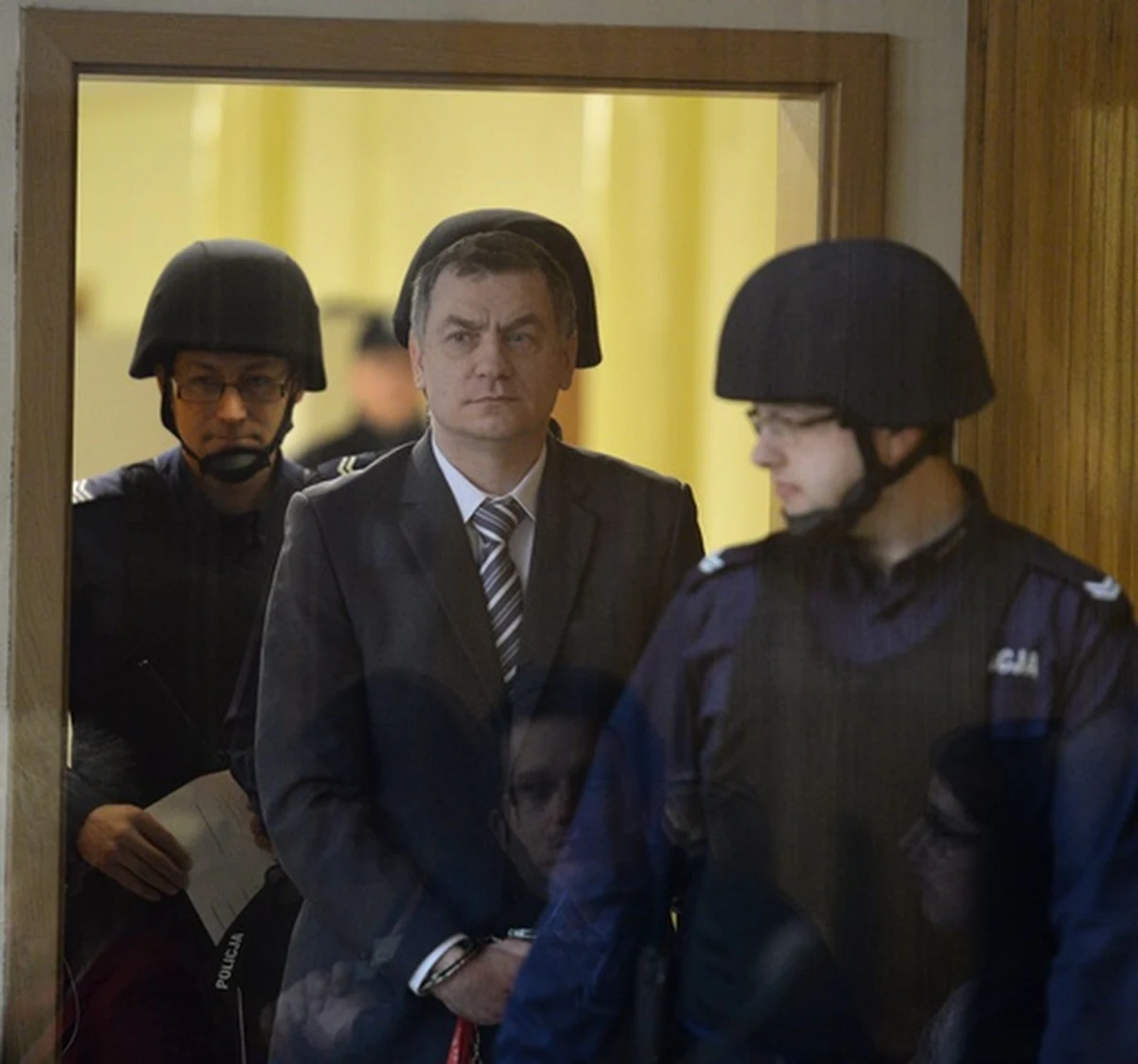 Krakowska prokuratura apelacyjna sporządziła akt oskarżenia przeciwko 33-letniemu Marcinowi K., zatrzymanemu w toku śledztwa przeciwko podejrzanemu o przygotowywanie zamachu terrorystycznego Brunonowi Kwietniowi - poinformowała prokuratura.