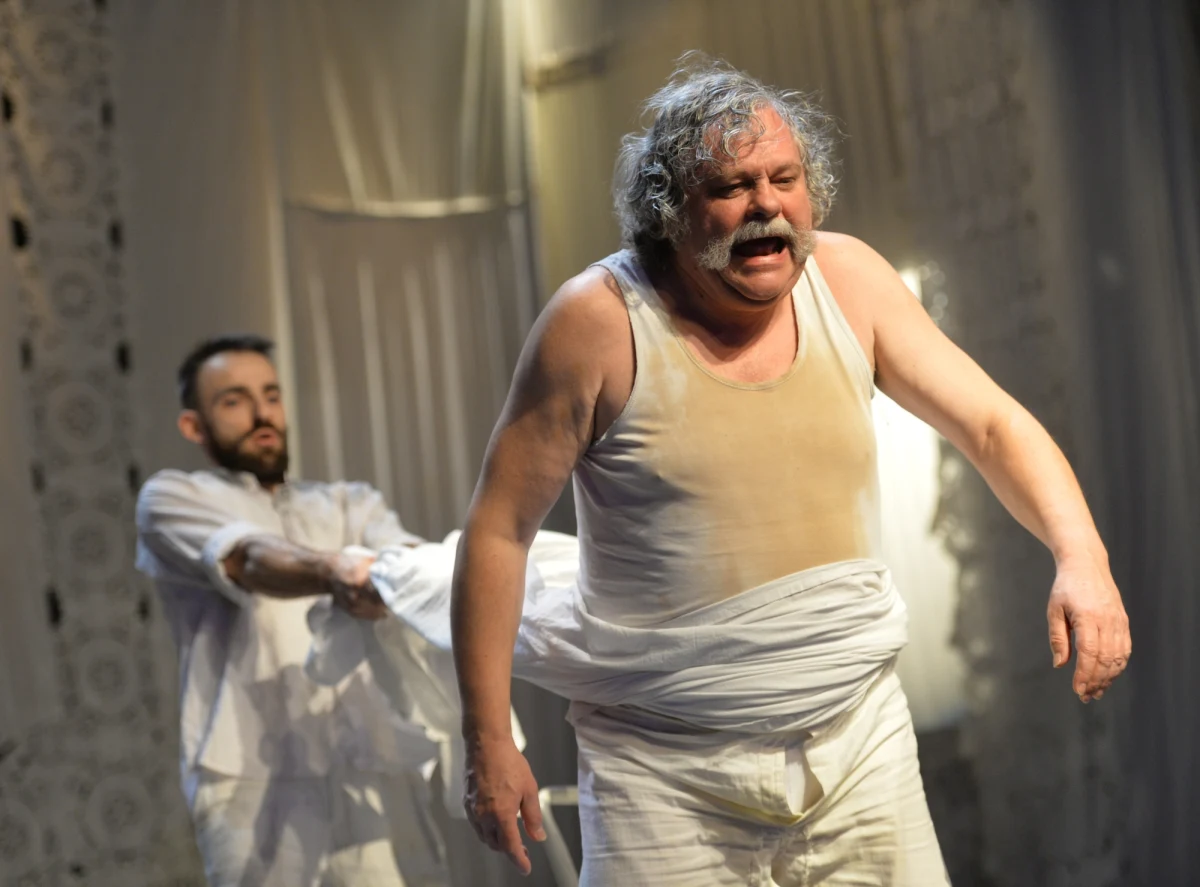 Narodowy Stary Teatr w Krakowie wystawi sztukę Georga Buechnera  pt. "Woyzeck". Premiera przedstawienia, wyreżyserowanego przez Mariusza Grzegorzka na podstawie XIX-wiecznej sztuki niemieckiego dramaturga, odbędzie się w sobotę. 