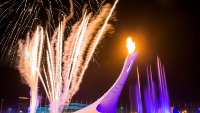 W Soczi zapłonął olimpijski znicz. Igrzyska otwarte!