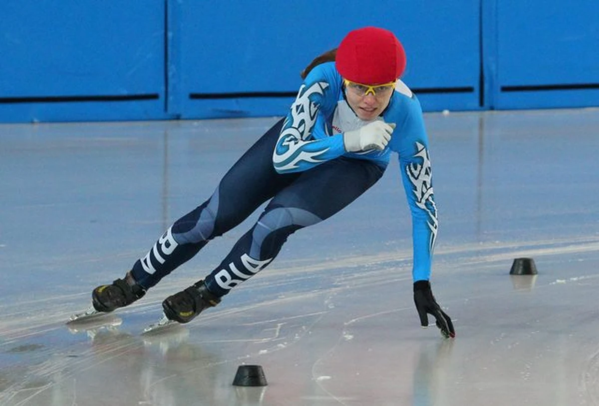 "Cała trasa w short tracku pokonywana jest w pochyleniu. To nienaturalna pozycja - stąd tak dużo upadków" - mówi Patrycja Maliszewska, jedyna reprezentantka Polski w short tracku podczas igrzysk w Soczi. Z zawodniczką rozmawiał reporter RMF FM ​Kacper Merk. Maliszewska startuje w niedzielę.