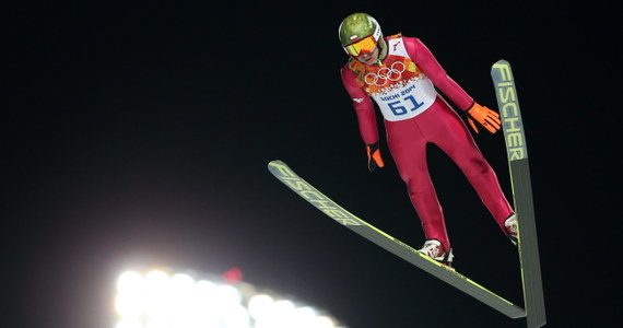 "W niedzielę robię swoje, wracam do wioski, a później dalej robię swoje" - mówił Kamil Stoch po kwalifikacjach do konkursu na skoczni normalnej w Soczi. "Ta skocznia nie należy do najłatwiejszych" - przyznał. 
