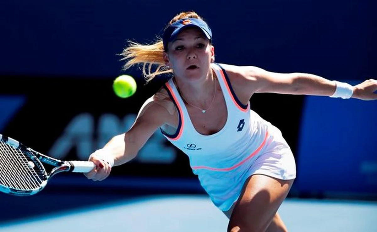 Polskie tenisistki pokonały Szwedki 3:2 w meczu pierwszej rundy Grupy Światowej II Fed Cup (Pucharu Federacji) i awansowały do barażu, którego stawką będzie przyszłoroczny występ w elicie. O triumfie biało-czerwonych w Boras zdecydował pojedynek deblowy.