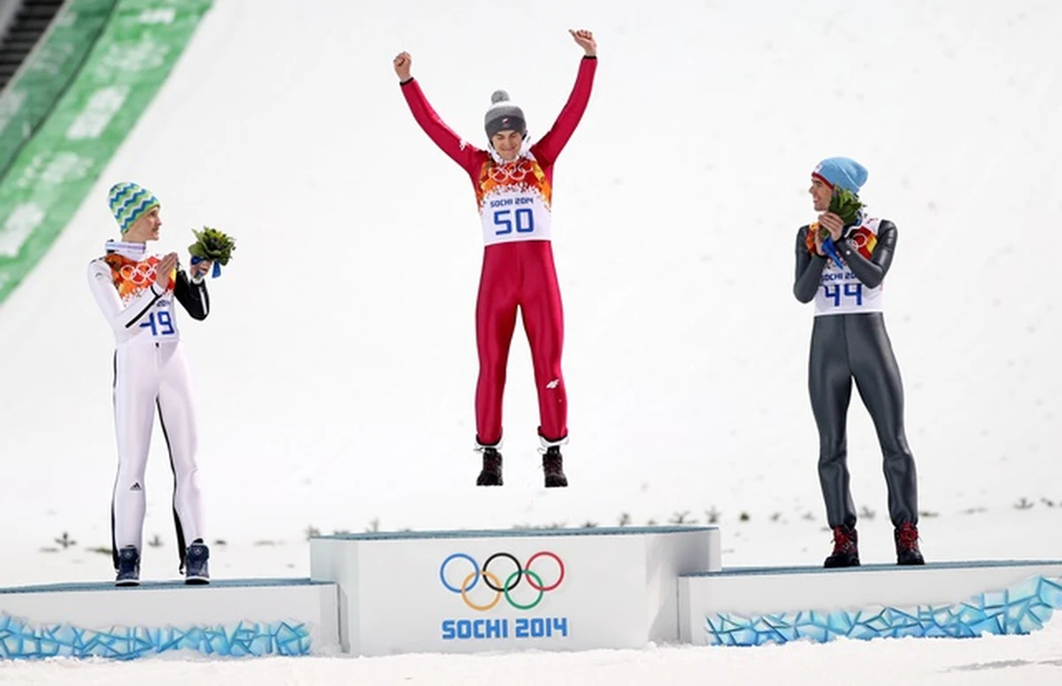 Kamil Stoch, mistrz świata z Predazzo i lider klasyfikacji generalnej Pucharu Świata w skokach narciarskich, wygrał konkurs na normalnej skoczni w Soczi i zdobył trzeci złoty medal dla Polski w historii zimowych igrzysk olimpijskich. 