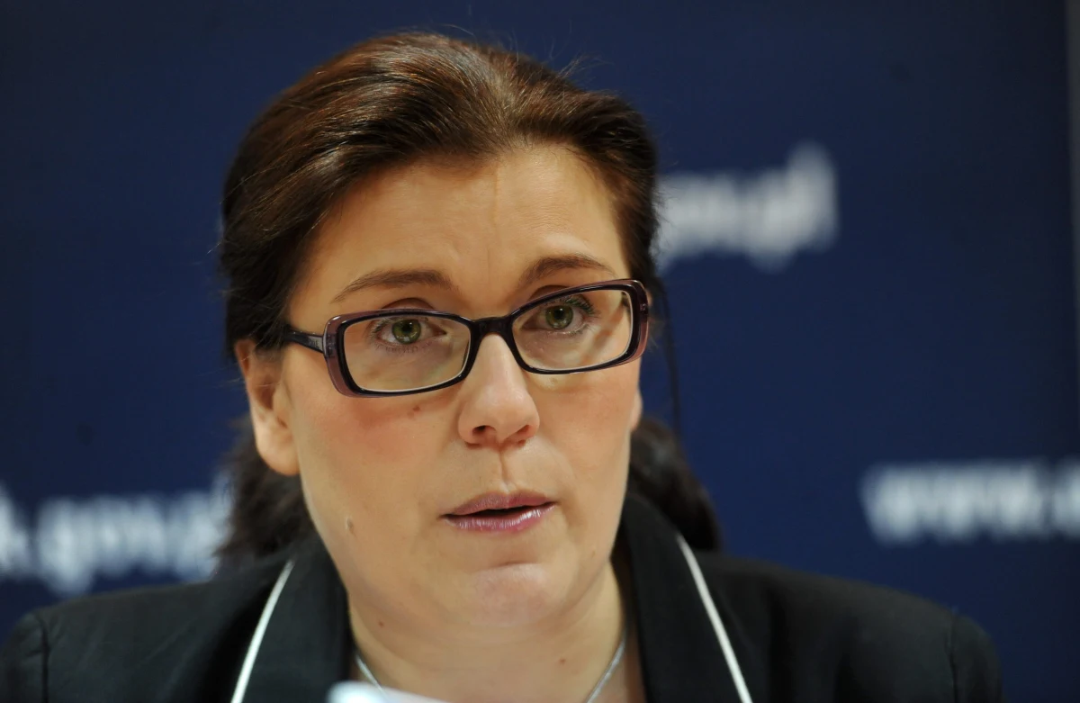 Premier Donald Tusk odwołał ze stanowiska prezes Urzędu Ochrony Konkurencji i Konsumentów Małgorzatę Krasnodębską-Tomkiel. Do czasu powołania następcy dotychczasowa prezes będzie jednak nadal pełnić swoje obowiązki.