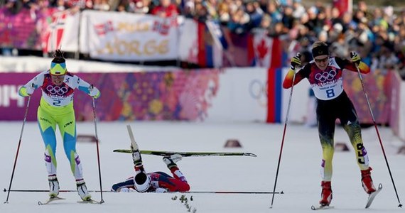 Marit Bjoergen odpadła w półfinale sprintu techniką dowolną igrzysk olimpijskich w Soczi. Słynna Norweżka przewróciła się na ostatniej prostej i w swojej serii zajęła szóste miejsce. Nie zdobędzie tym samym sześciu medali, na co miała realne szanse.  