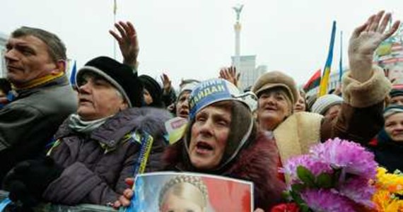Sąd w Charkowie na wschodniej Ukrainie nie zgodził się na złagodzenie warunków odbywania kary więzienia przez byłą premier Julię Tymoszenko. Obrona wnioskowała o zastosowanie wobec niej rygoru, który pozwalałby m.in. na wychodzenie poza mury więzienne.