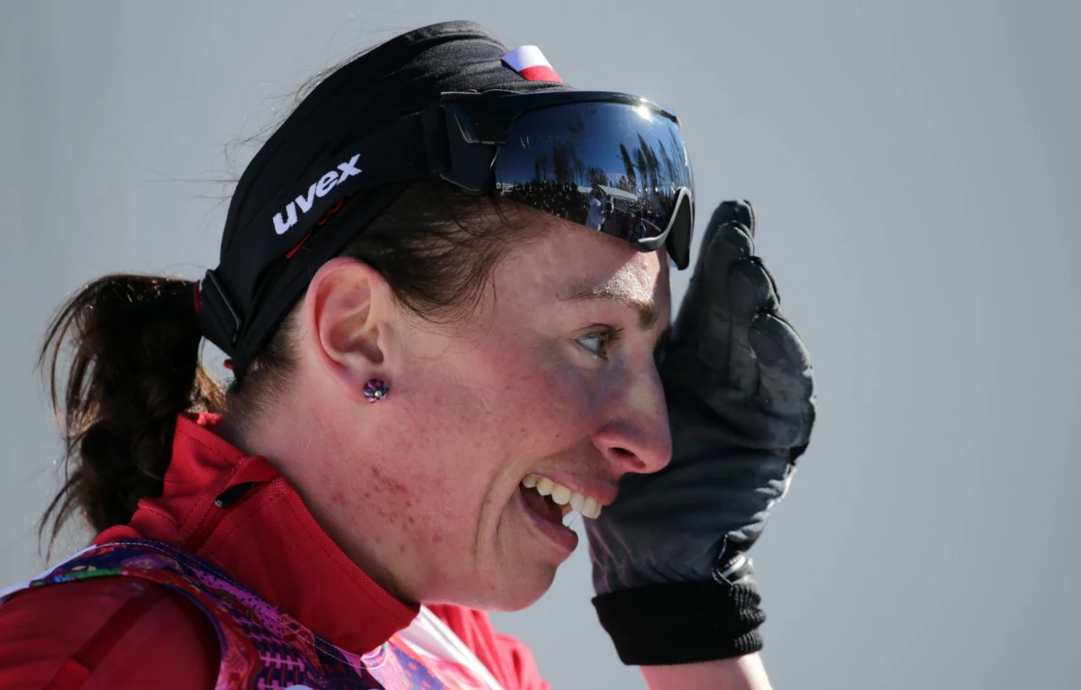 "Niecodziennie można przeżyć drugi olimpijski medal, złoty medal, w rodzinie" - mówiła nam wzruszona mama naszej mistrzyni olimpijskiej. Janina Kowalczyk przyznaje, że dziś bliscy będą świętować zwycięstwo Justyny. Za naszym pośrednictwem dziękuje także wszystkim kibicom. "Za dobre fluidy, za to, co dobrego zrobiliście dla naszej córki" - podkreśla.