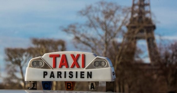 Francuski rząd ustąpił wobec żądań strajkujących od poniedziałku taksówkarzy i zamroził tymczasowo rejestrowanie samochodów wynajmowanych wraz z szoferem (VTC); taksówkarze oskarżyli firmy oferujące te usługi o nieuczciwą konkurencję. Strajk dobiegł końca.