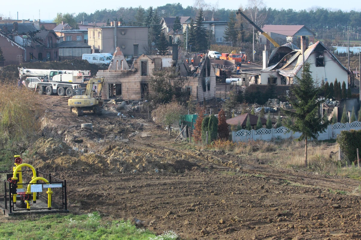 Poszkodowani w pożarze gazociągu w Jankowie Przygodzkim w Wielkopolsce dostali 1,28 mln złotych pomocy z Gminnego Ośrodka Pomocy Społecznej w Przygodzicach. Środki pochodzące z darowizn trafiły do 57 mieszkańców i bliskich jednej z ofiar tragedii.