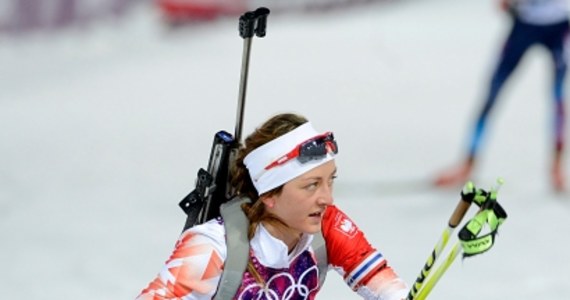 Polskie biathlonistki nie wykorzystały kolejnej szansy na zdobycie medalu olimpijskiego w Soczi. W biegu na 15 kilometrów Krystyna Pałka zajęła dziesiąte miejsce. "Pozostał mały niedosyt" - stwierdziła 12. na mecie Monika Hojnisz.