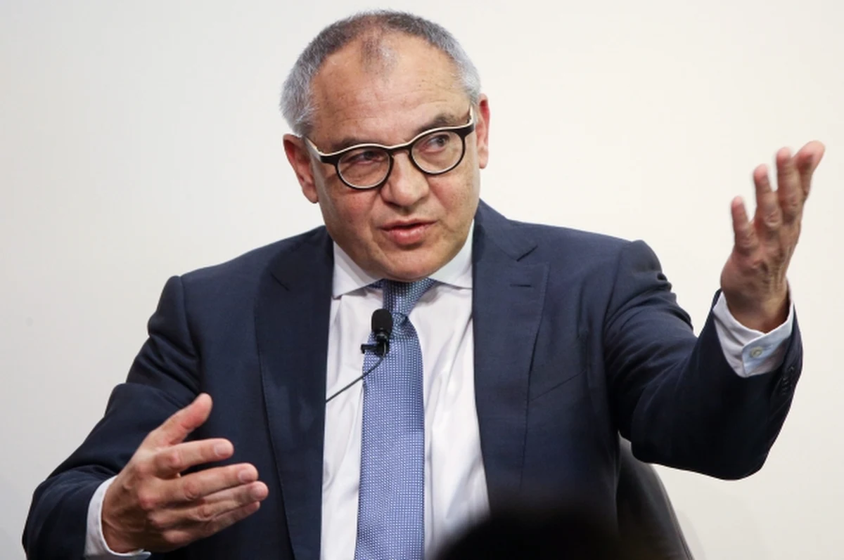 Walczący o utrzymanie w angielskiej ekstraklasie piłkarze Fulham Londyn mają nowego trenera. Jest nim Niemiec Felix Magath, który zastąpił Holendra Rene Meulensteena.