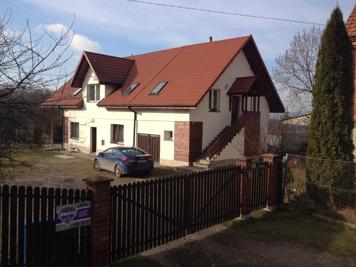 Ksiądz podejrzewany na Dominikanie o pedofilię, został zatrzymany w Modlnicy pod Krakowem. Wojciech G. był poszukiwany listem gończym przez Interpol. 