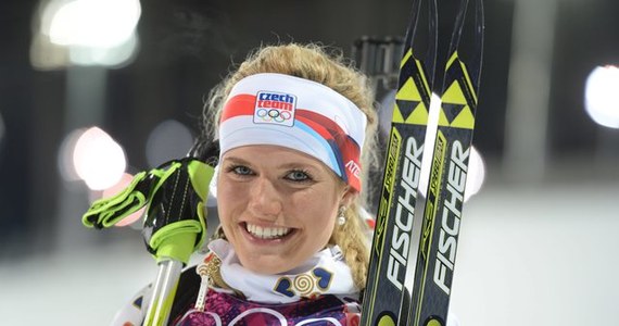 Mama srebrnej medalistki w biegu biathlonowym ze startu wspólnego na 12,5 km Czeszki Gabrieli Soukalovej uczci sukces córki upieczeniem ciasta - strudla. 30 lat temu w Sarajewie Gabriela Soukalova seniorka zdobyła wicemistrzostwo w czechosłowackiej sztafecie.