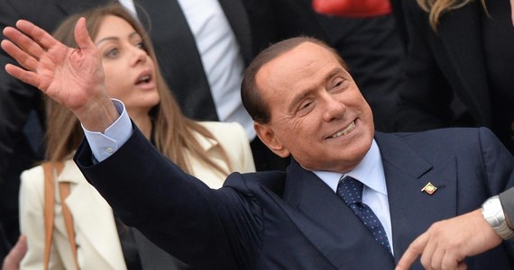 Były premier Włoch Silvio Berlusconi rozwiódł się ze swoją drugą żoną Veroniką Lario. Rozwód orzekł sąd w Monzy na północy kraju. 77-letni były trzykrotny szef rządu i była aktorka byli małżeństwem od 1990 roku. Zanim się pobrali, urodziło się troje ich dzieci: Barbara, Eleonora i Luigi. 