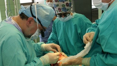 Pacjentka po przeszczepie twarzy opuszcza szpital