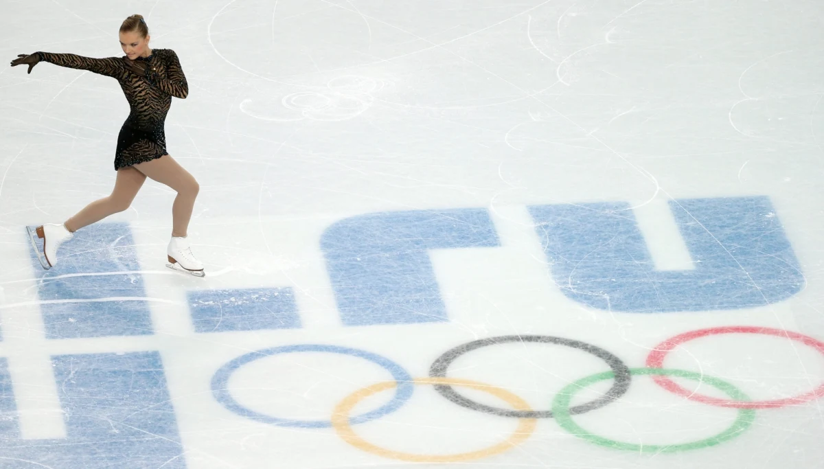 Część sportowców z Ukrainy postanowiła opuścić Soczi, gdzie trwają zimowe igrzyska i wrócić do ojczyzny - poinformował Międzynarodowy Komitet Olimpijski. W Kijowie trwają antyrządowe protesty, w wyniku których wiele osób zginęło lub jest rannych.