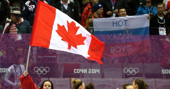 Hokeistki Kanady zdobyły złoty medal igrzysk olimpijskich w Soczi. W finale po dogrywce pokonały Amerykanki 3:2 (0:0, 0:1, 2:1; 1:0). Brązowy medal wywalczyły Szwajcarki wygrywając ze Szwedkami 4:3 (0:1, 0:1, 4:1). To czwarty z rzędu tytuł dla reprezentacji Kanady.