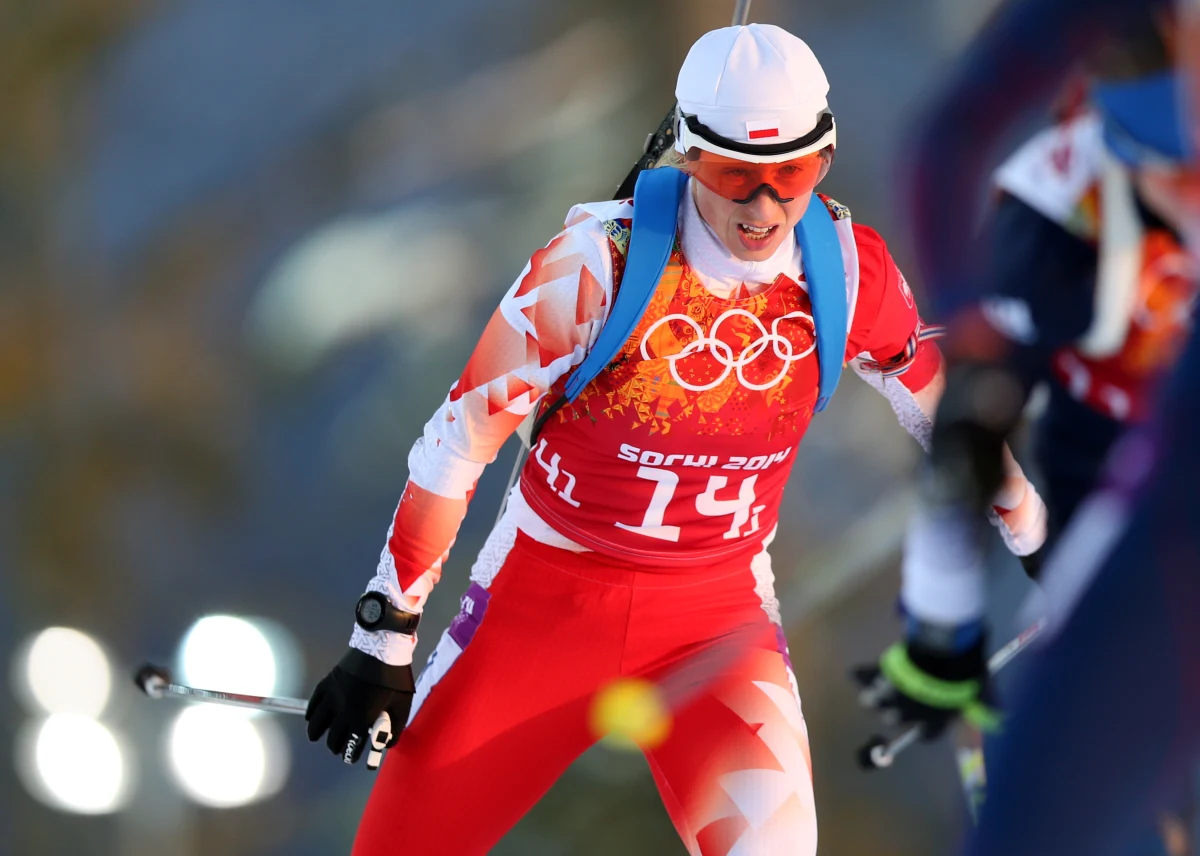 Już po pierwszym strzelaniu polskie biathlonistki straciły szansę na olimpijski medal w sztafecie 4x6 km. Krystyna Pałka zaliczyła tylko jeden celny strzał, co oznaczało cztery karne rundy, a w konsekwencji - przekreślenie szans na krążek. Ostatecznie biało-czerwone ukończyły zmagania na 10. pozycji. Złoto wywalczyły Ukrainki, srebro Rosjanki, a brąz Norweżki.