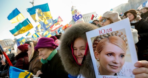 Ukraiński parlament przyjął ustawę umożliwiającą uwolnienie znajdującej się w więzieniu byłej premier Julii Tymoszenko. "Za" głosowało 310 deputowanych w 450-osobowej Radzie Najwyższej. Ustawę tę musi jednak podpisać prezydent Wiktor Janukowycz.