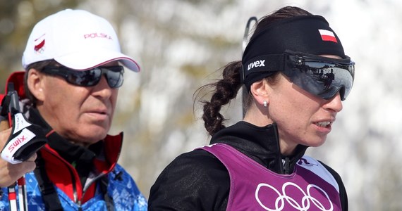 Z powodu kontuzji stopy Justyna Kowalczyk wycofała się na trasie olimpijskiego biegu na 30 km techniką dowolną w Soczi. Polka nie chciała zadeklarować, co dalej z jej karierą. Zapewniła jednak, że na emeryturę nie wybiera się trener Aleksander Wierietielny. 