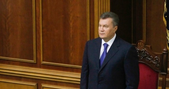 "Będę apelował do wszystkich obserwatorów międzynarodowych, wszystkich pośredników, którzy uczestniczyli w tym konflikcie politycznym, by powstrzymali bandytów, bo to nie jest opozycja. To są bandyci" - mówił w telewizyjnym wywiadzie Wiktor Janukowycz. Dodał, że nie planuje ustąpić z urzędu, a wydarzenia w swoim kraju nazwał "zamachem stanu".