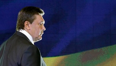 Parlament odsunął Janukowycza od władzy. "Jeszcze Ukraina nie zginęła"