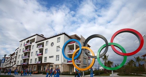 Od momentu otwarcia wioski olimpijskiej w Soczi wykonano 2631 testów antydopingowych, czyli o 178 więcej niż pierwotnie zakładano - poinformował przewodniczący MKOl Niemiec Thomas Bach. Na stosowaniu niedozwolonych środków przyłapano pięciu sportowców.
