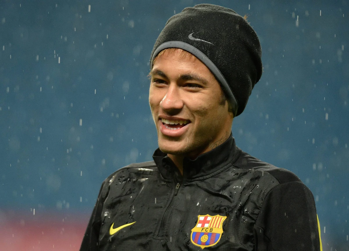 Władze Barcelony nie przyznają się do oszustwa podatkowego przy transferze brazylijskiego piłkarza Neymara. Klub wpłacił jednak 13,5 miliona euro hiszpańskiemu fiskusowi. Ta suma ma pokryć możliwe różnice w interpretacji kontraktu. 