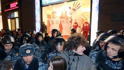 Rosja: Kilkuset opozycjonistów zatrzymanych, w tym Pussy Riot