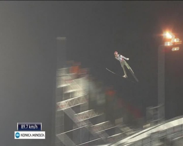 Kamil Stoch zajął czwarte miejsce w konkursie Pucharu Świata w skokach narciarskich w Falun. Zwyciężył Niemiec Severin Freund.