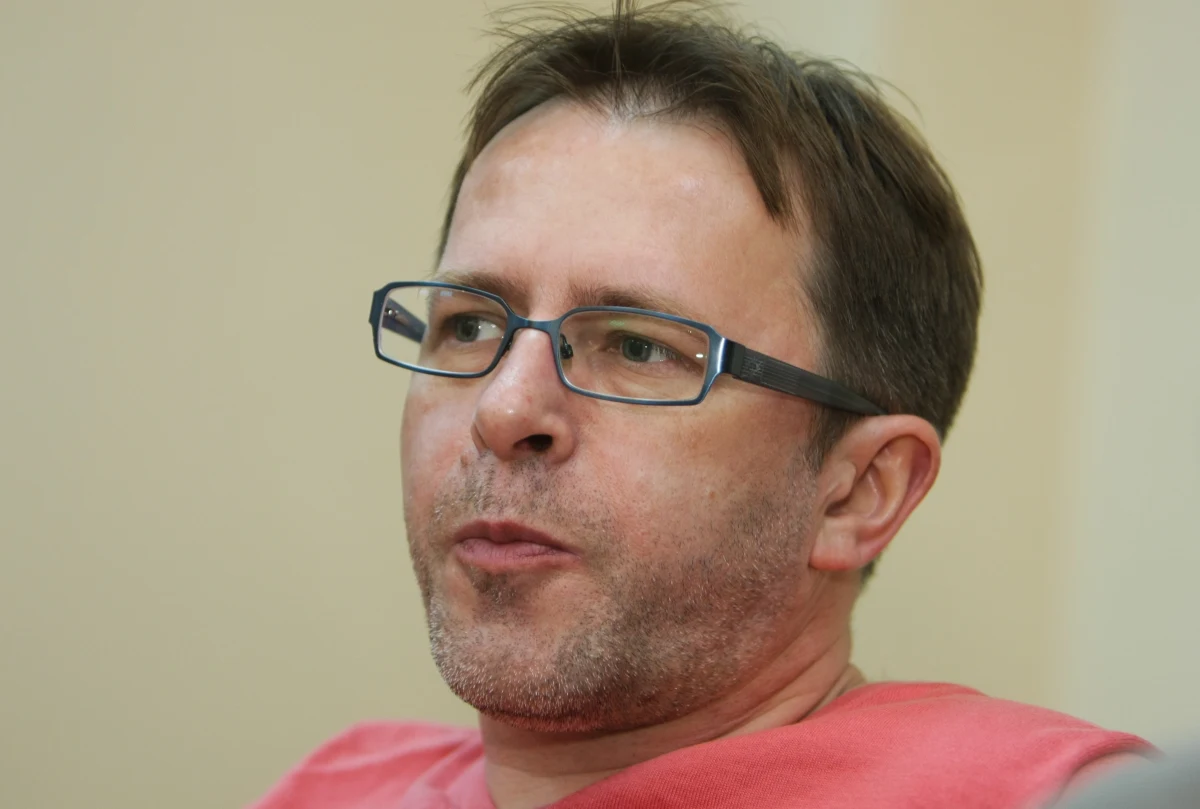 Ukraińcy! Do broni albo już was nie ma. Będziecie Małorosją albo Putinstadtem. Bez jednego wystrzału oddaliście Krym. Putin pójdzie dalej, nie miejcie wątpliwości.