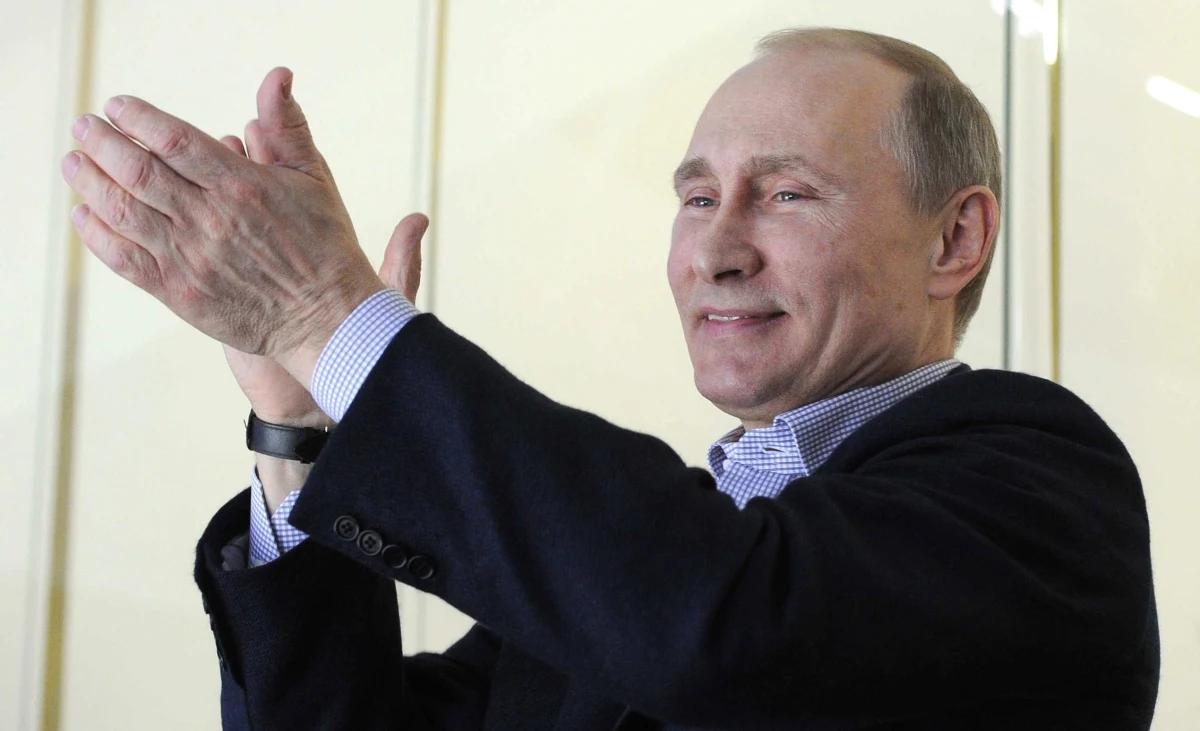 W wyrazach złożonych przedrostek para- oznacza: obok, niby, prawie, wyraża zaprzeczenie lub osłabienie podobieństwa do tego, co jest określane drugą częścią złożenia, np. paranormalność czy parapsychologia. 