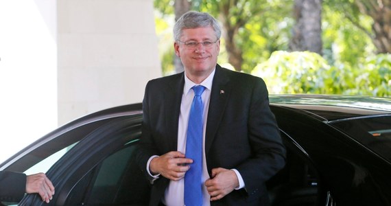 Premier Kanady Stephen Harper ogłosił, że w związku z "inwazją i okupacją" Krymu przez Rosję Ottawa zawiesza wszelką współpracę wojskową z Moskwą. "Inwazja i okupacja sąsiedniego kraju przez większą potęgę pod pretekstem praw rzekomych obywateli żyjących poza granicami to coś, czego nie widzieliśmy od drugiej wojny światowej" - oświadczył Harper przemawiając w kanadyjskiej Izbie Gmin.