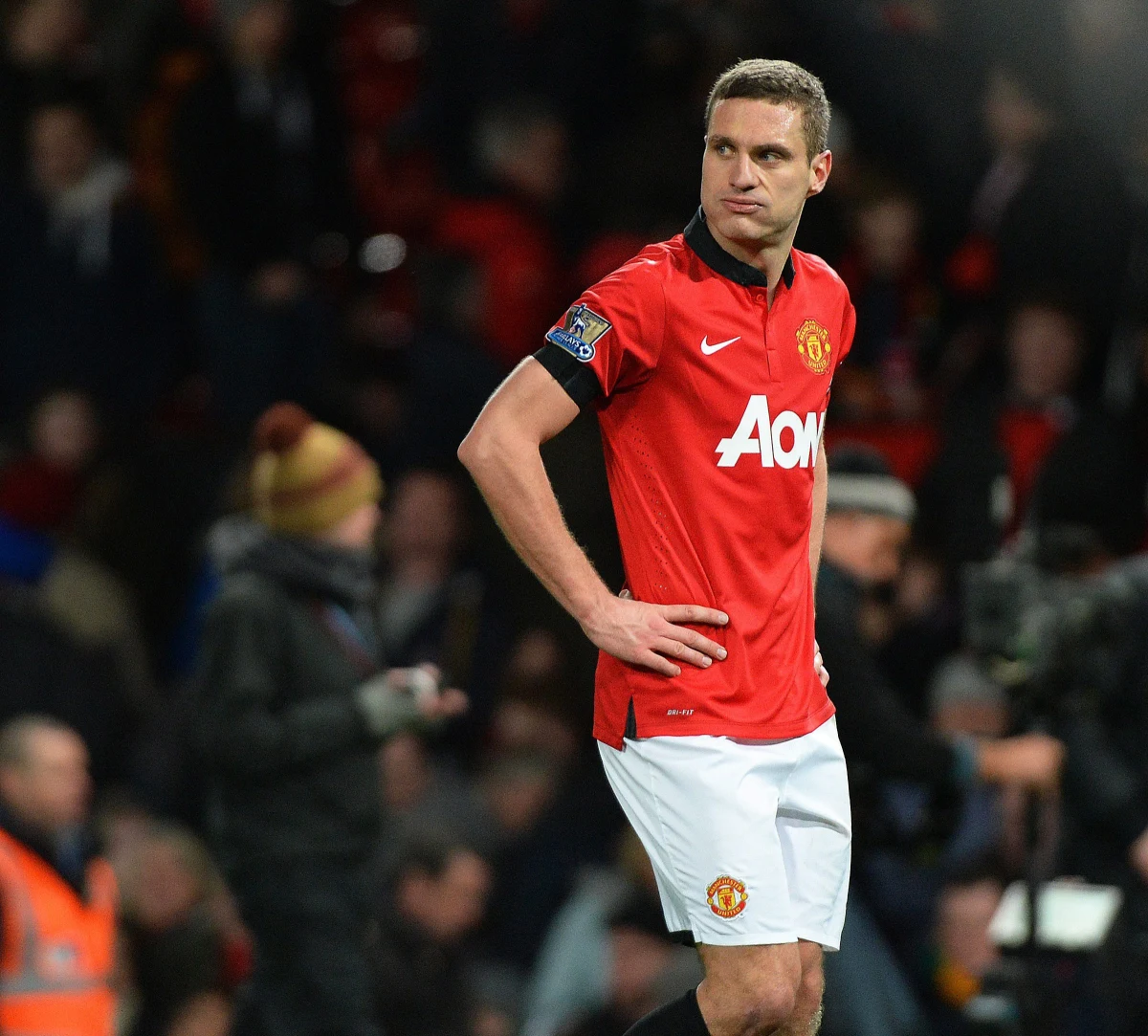 Kapitan zespołu angielskiej Premier League Manchesteru United Serb Nemanja Vidic po zakończeniu sezonu 201/14 przejdzie do mediolańskiego Interu - poinformował włoski klub na swojej stronie internetowej. 