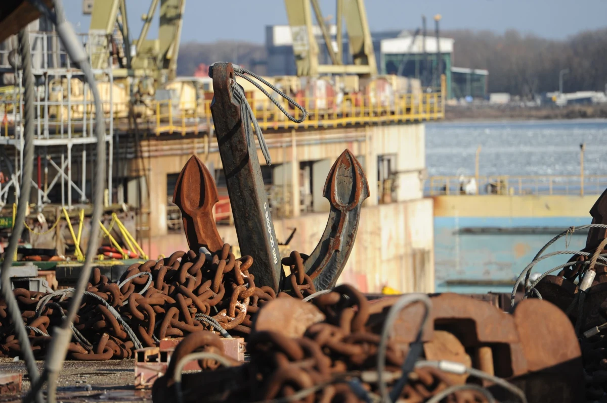 Obiecywali budować statki, ale przez lata nic nie zrobili. Teraz śląska firma Kraftport ma oddać klucze do hal produkcyjnych byłej Stoczni Szczecińskiej, decyzją sądu straci też pochylnię Wulkan. Formalnie stanie się to w przyszłym tygodniu. Pozostaje pytanie: co dalej?