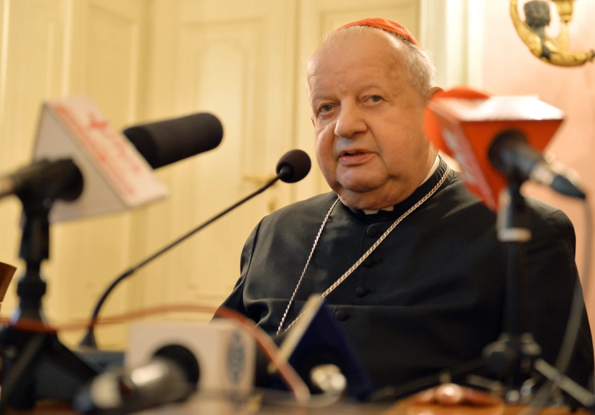 Światowe Dni Młodzieży z udziałem papieża Franciszka odbędą się w Krakowie od 26 do 31 lipca 2016 roku. Taki termin spotkania z młodymi zaakceptował Ojciec Święty - ogłosił metropolita krakowski kard. Stanisław Dziwisz. 